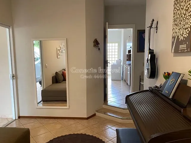 Casa com 300m² 3 quartos e 2 banheiros, à venda, no bairro Morada das Flores em Holambra