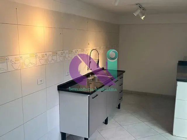 Casa 1 quarto e 2 banheiros, para alugar, no bairro Jardim das Flores em Osasco