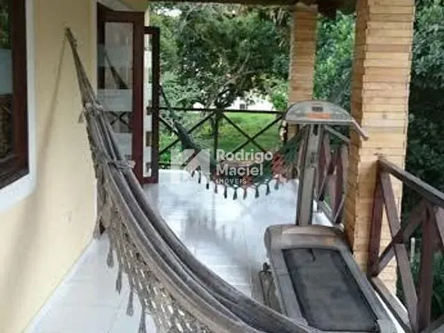 Casa com 320m², à venda, no bairro Vera Cruz em Camaragibe