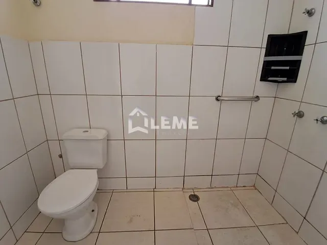 Casa com 275m² 2 quartos e 1 banheiro, à venda, no bairro Conjunto Habitacional Gildo Geraldo em Mococa