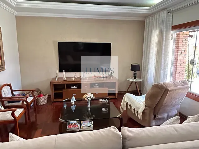Casa com 420m² 3 quartos e 3 banheiros, à venda, no bairro Parque Novo Mundo em Americana