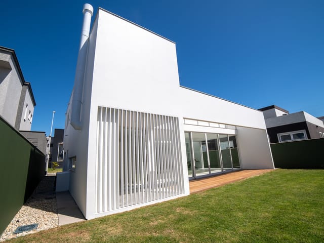 Casa com 513m² 4 quartos e 5 banheiros, à venda, no bairro São João do Rio Vermelho em Florianópolis