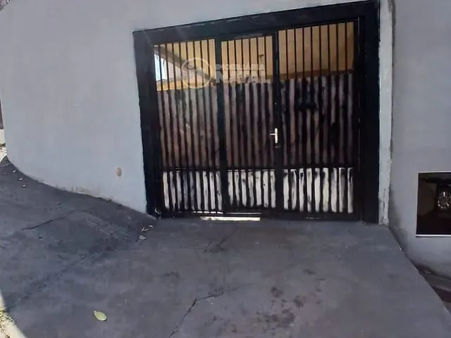 Casa com 175m² 2 quartos e 1 banheiro, à venda, no bairro Alto da Boa Vista em Londrina