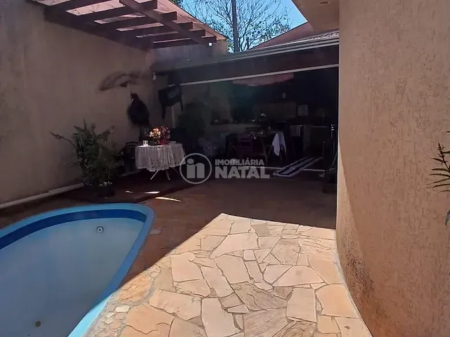 Casa com 175m² 2 quartos e 1 banheiro, à venda, no bairro Alto da Boa Vista em Londrina