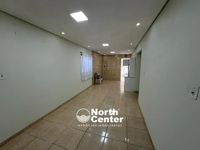 Casa 4 quartos e 2 banheiros, à venda, no bairro Centro em Balneário Barra do Sul