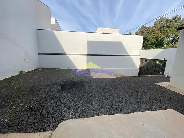Casa com 218m², à venda, no bairro Loteamento Nova Capi em Capivari