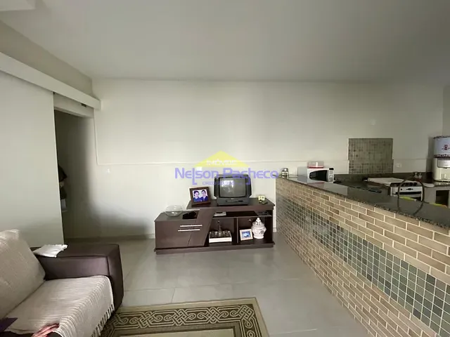 Casa com 218m², à venda, no bairro Loteamento Nova Capi em Capivari