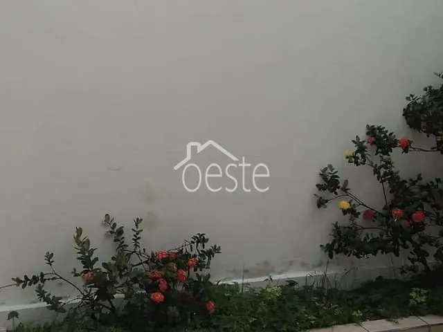 Casa com 250m² 3 quartos e 1 banheiro, para alugar, no bairro Residencial Furlan em Santa Bárbara D'Oeste