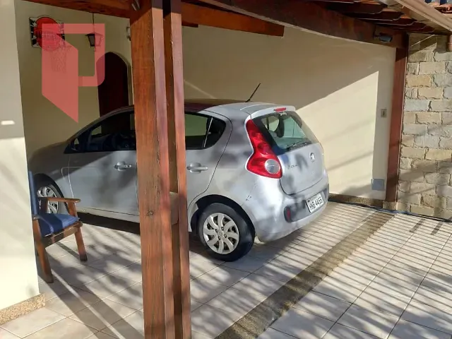 Casa com 360m² 4 quartos e 3 banheiros, à venda, no bairro Caiçaras em Belo Horizonte
