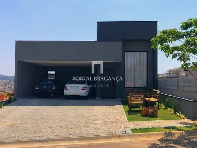 Casa com 300m² 3 quartos e 1 banheiro, à venda, no bairro Jardim São José em Bragança Paulista