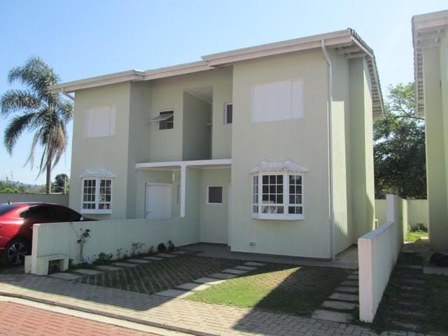 Casa com 110m² 3 quartos e 3 banheiros, à venda, no bairro Chácara do Carmo em Vargem Grande Paulista