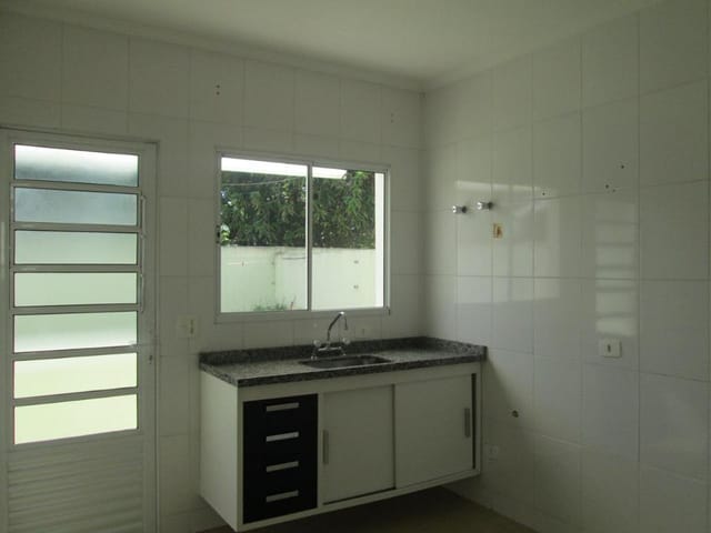 Casa com 110m² 3 quartos e 3 banheiros, à venda, no bairro Chácara do Carmo em Vargem Grande Paulista