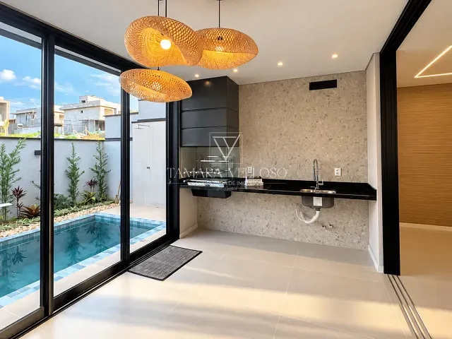 Casa 3 quartos e 4 banheiros, à venda, no bairro Porteira Preta em Mogi das Cruzes