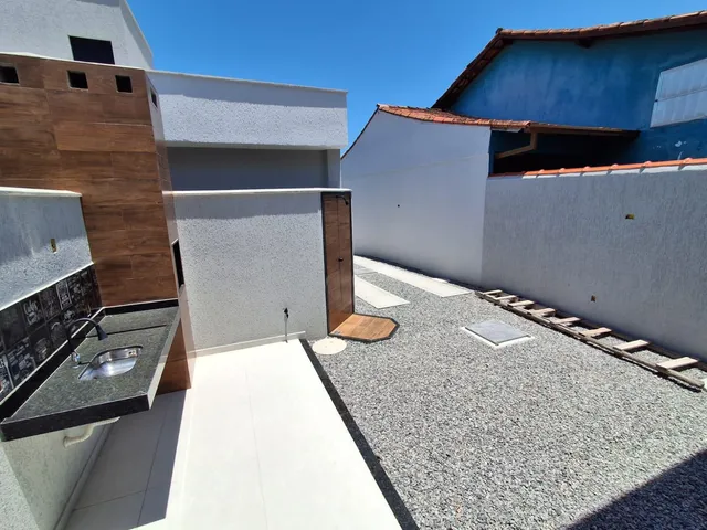 Casa com 165m² 2 quartos e 2 banheiros, à venda, no bairro Residencial Rio das Ostras em Rio das Ostras