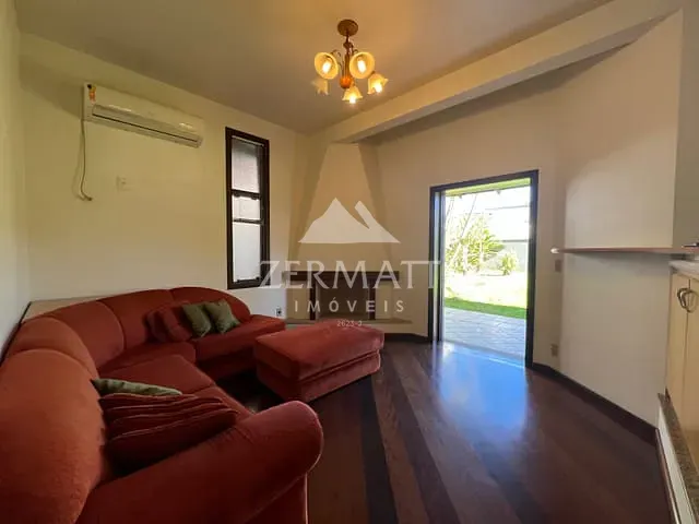 Casa com 460m² 3 quartos e 3 banheiros, à venda, no bairro Vorstadt em Blumenau