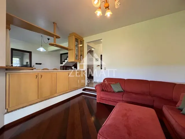 Casa com 460m² 3 quartos e 3 banheiros, à venda, no bairro Vorstadt em Blumenau