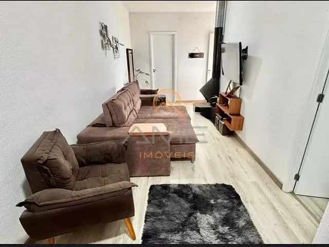Casa com 95m² 2 quartos e 2 banheiros, à venda, no bairro Três Vendas em Pelotas