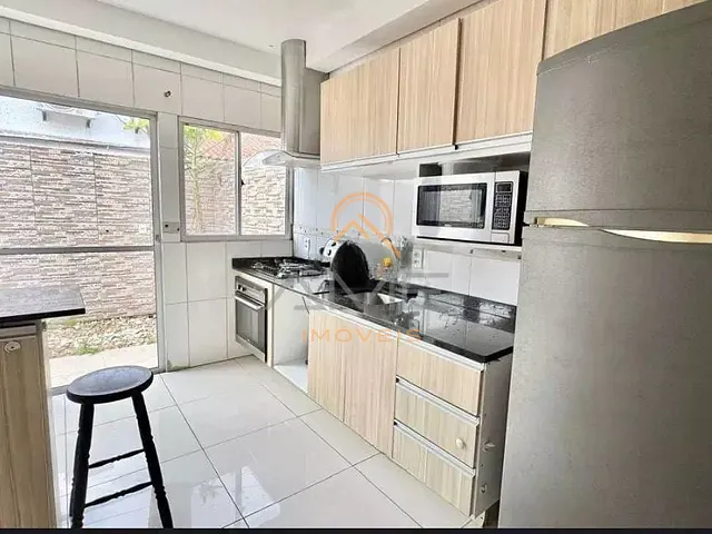 Casa com 95m² 2 quartos e 2 banheiros, à venda, no bairro Três Vendas em Pelotas