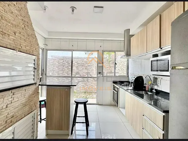 Casa com 95m² 2 quartos e 2 banheiros, à venda, no bairro Três Vendas em Pelotas