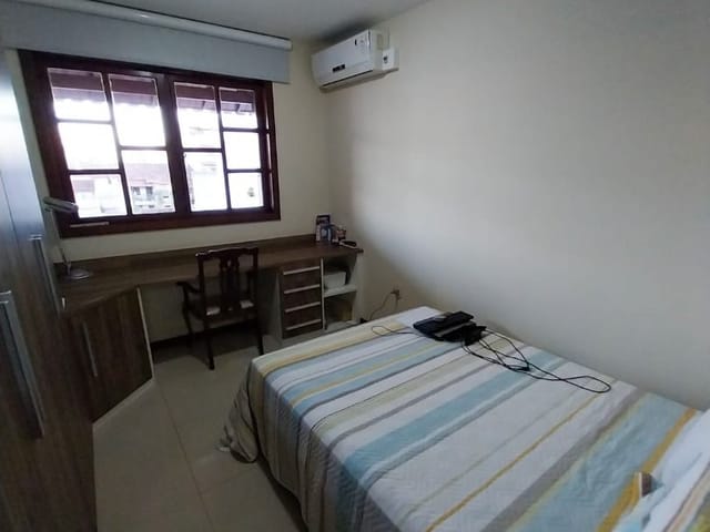 Casa com 465m² 6 quartos e 4 banheiros, à venda, no bairro Riviera Fluminense em Macaé