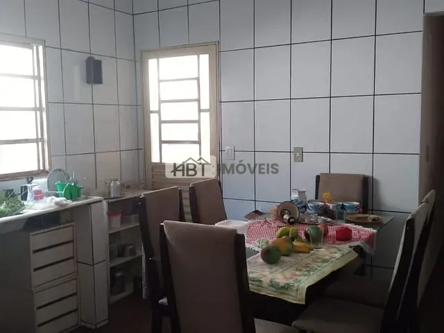 Casa 2 quartos e 1 banheiro, à venda, no bairro Vila Serrão em Bauru