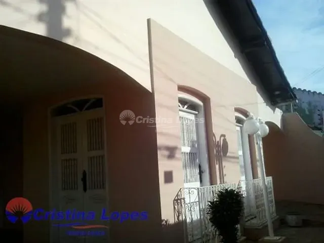 Casa com 364m² 3 quartos e 2 banheiros, à venda, no bairro Centro em Teresina