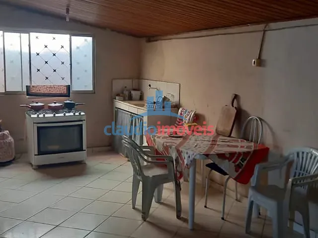 Casa com 1086m² 4 quartos e 3 banheiros, à venda, no bairro São Silvestre em Barra Mansa