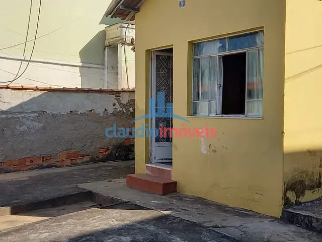 Casa com 1086m² 4 quartos e 3 banheiros, à venda, no bairro São Silvestre em Barra Mansa