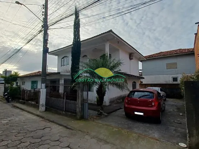 Casa com 282m² 3 quartos e 2 banheiros, à venda, no bairro Tapera em Florianópolis