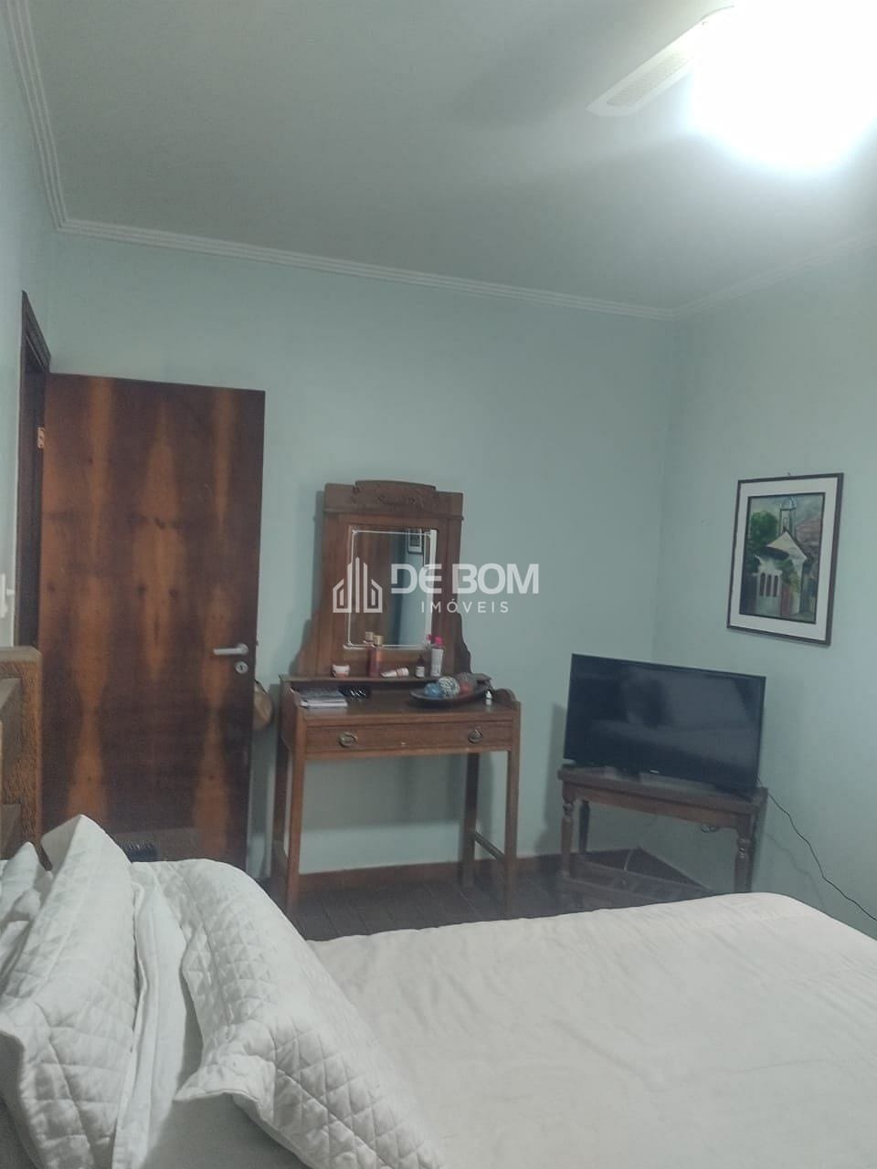 Casa para alugar com 1 quarto, 100m² - Foto 9