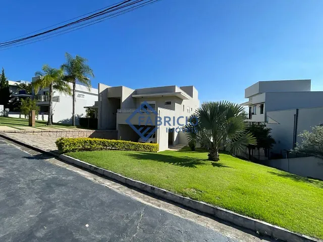 Casa com 900m² 3 quartos e 5 banheiros, à venda, no bairro Buracão em Vinhedo