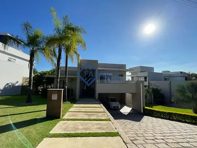 Casa com 900m² 3 quartos e 5 banheiros, à venda, no bairro Buracão em Vinhedo
