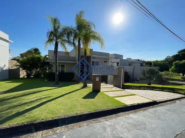Casa com 900m² 3 quartos e 5 banheiros, à venda, no bairro Buracão em Vinhedo