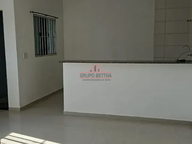Casa 1 quarto e 1 banheiro, para alugar, no bairro Jardim Esperança em Barueri
