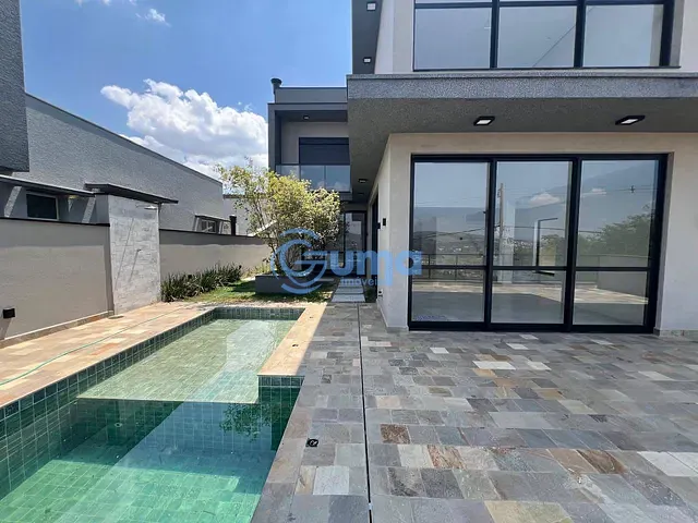 Casa com 420m² 4 quartos e 5 banheiros, à venda, no bairro Condomínio Vale das Águas em Bragança Paulista