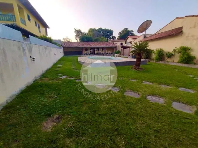 Casa com 797m² 3 quartos e 3 banheiros, à venda, no bairro Balneário São Pedro em São Pedro da Aldeia