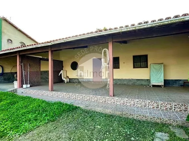 Casa com 797m² 3 quartos e 3 banheiros, à venda, no bairro Balneário São Pedro em São Pedro da Aldeia