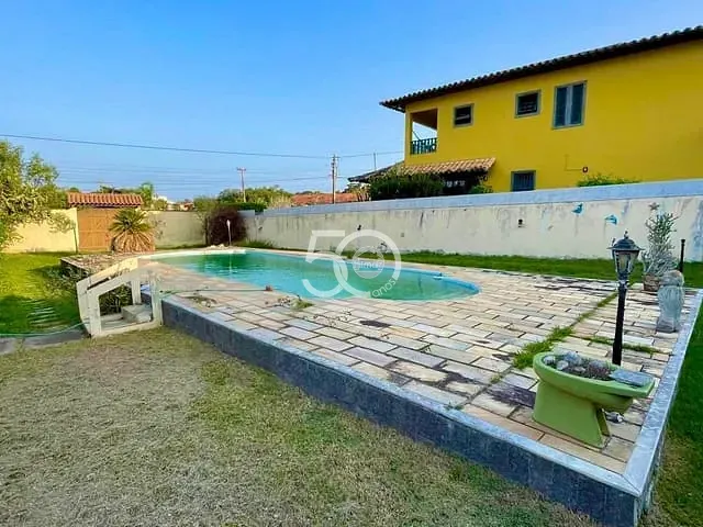 Casa com 797m² 3 quartos e 3 banheiros, à venda, no bairro Balneário São Pedro em São Pedro da Aldeia