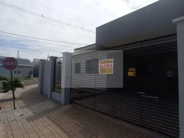 Casa 3 quartos e 2 banheiros, para alugar, no bairro Jardim Cidade Nova em Rolândia