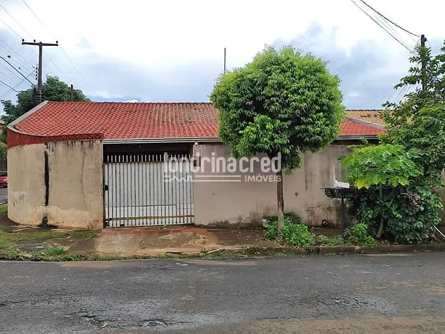Casa com 160m² 3 quartos e 2 banheiros, à venda, no bairro Jardim São Francisco de Assis em Londrina