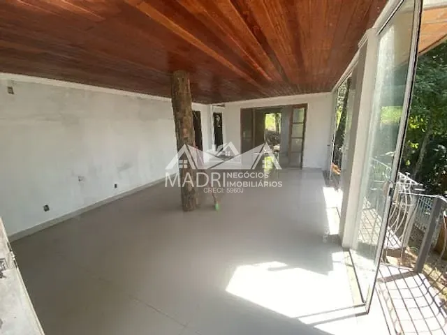 Casa com 1000m² 2 quartos e 3 banheiros, à venda, no bairro Sul do Rio em Santo Amaro da Imperatriz