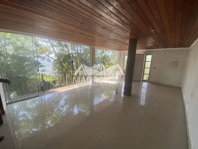Casa com 1000m² 2 quartos e 3 banheiros, à venda, no bairro Sul do Rio em Santo Amaro da Imperatriz