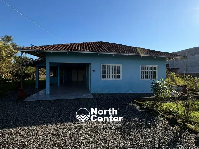 Casa com 2400m² 3 quartos e 3 banheiros, para alugar, no bairro Areias Pequenas em Araquari
