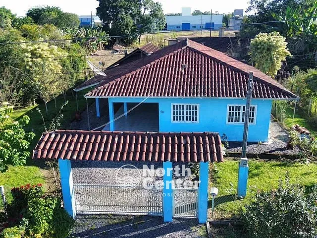 Casa com 2400m² 3 quartos e 3 banheiros, para alugar, no bairro Areias Pequenas em Araquari