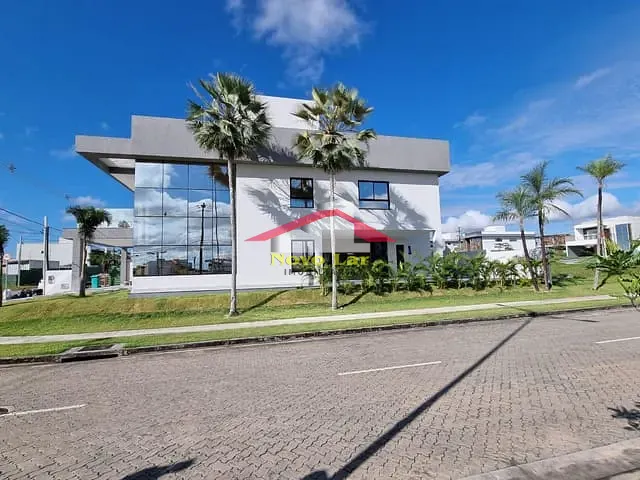 Casa com 363m² 4 quartos e 5 banheiros, à venda, no bairro Cidade Alpha em Eusébio