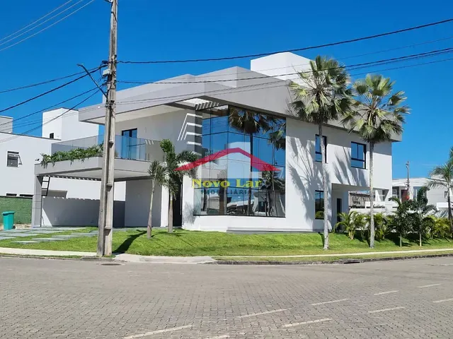 Casa com 363m² 4 quartos e 5 banheiros, à venda, no bairro Cidade Alpha em Eusébio