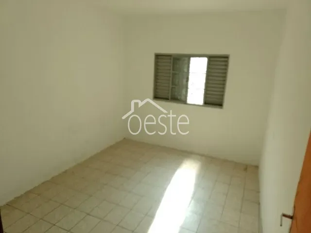 Casa com 125m² 1 quarto e 1 banheiro, para alugar, no bairro Jardim Batagin em Santa Bárbara D'Oeste