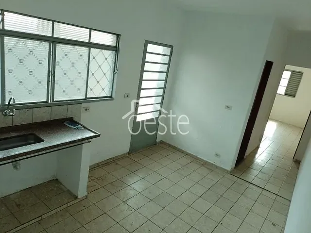Casa com 125m² 1 quarto e 1 banheiro, para alugar, no bairro Jardim Batagin em Santa Bárbara D'Oeste
