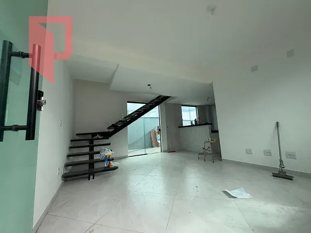 Casa com 105m² 2 quartos e 2 banheiros, à venda, no bairro Nazaré em Belo Horizonte