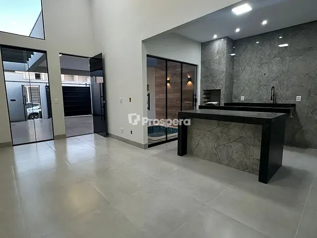Casa com 150m² 3 quartos e 2 banheiros, à venda, no bairro Residencial Cerejeiras II Etapa em Anápolis